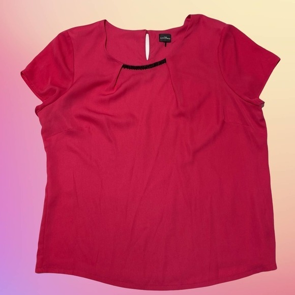 YOUR Sixth Sense Hot Pink Pleated Short Sleeve Top - Picture 10 of 10